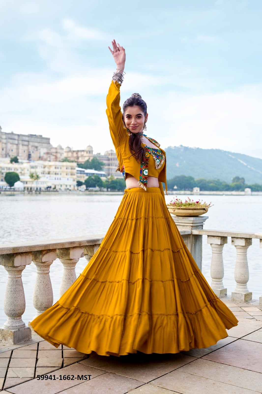 🌸 RAJUDI Navratri Special Lehenga Choli with Koti 🌸 59941 C